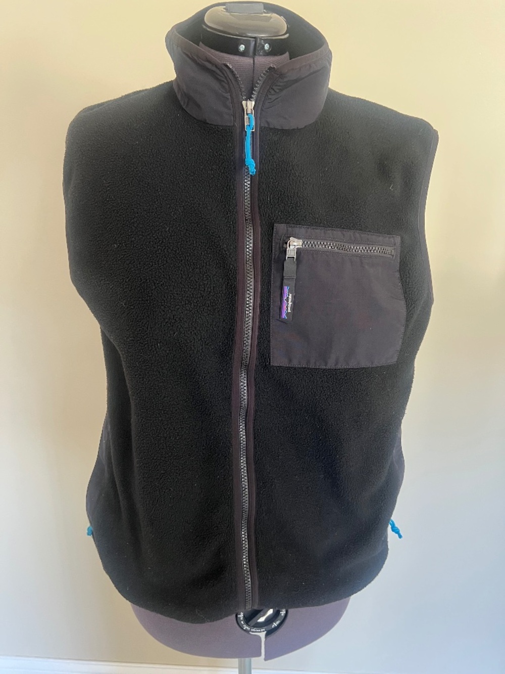 Patagonia Mens Black Vest Size Large